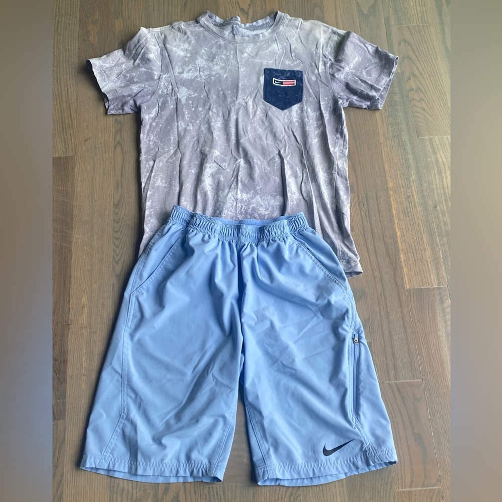 Nike men’s tennis outfit size S